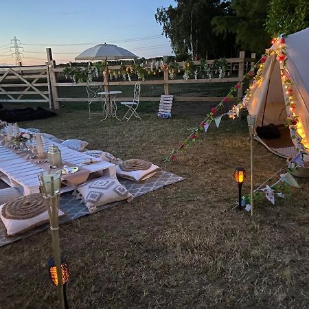 ホテル Country Bumpkins Luxury Glamping Wellingore エクステリア 写真
