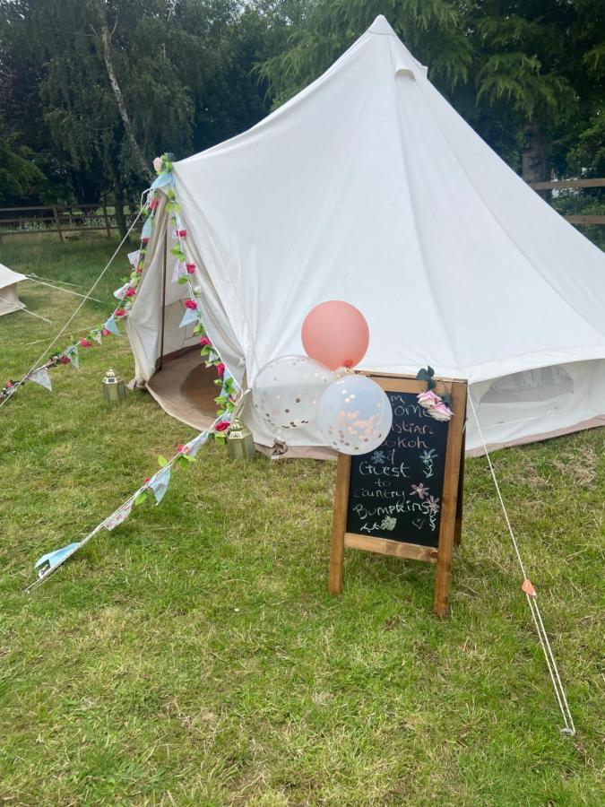 ホテル Country Bumpkins Luxury Glamping Wellingore エクステリア 写真