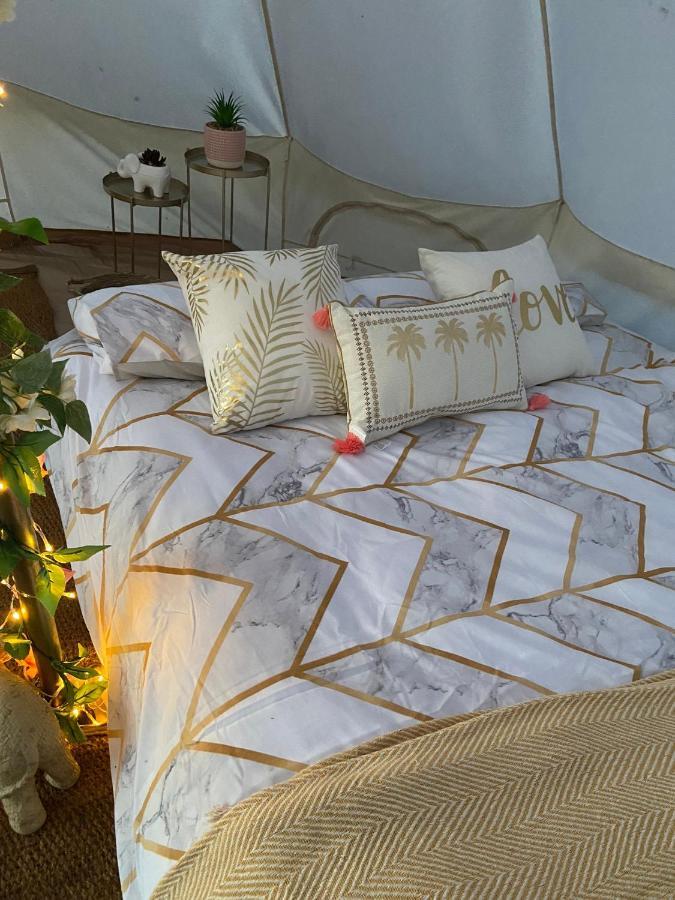 ホテル Country Bumpkins Luxury Glamping Wellingore エクステリア 写真