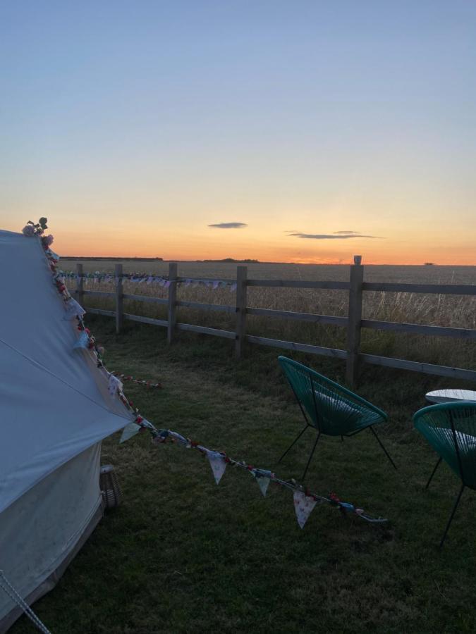 ホテル Country Bumpkins Luxury Glamping Wellingore エクステリア 写真