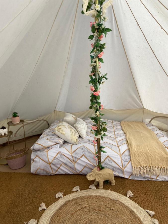 ホテル Country Bumpkins Luxury Glamping Wellingore エクステリア 写真
