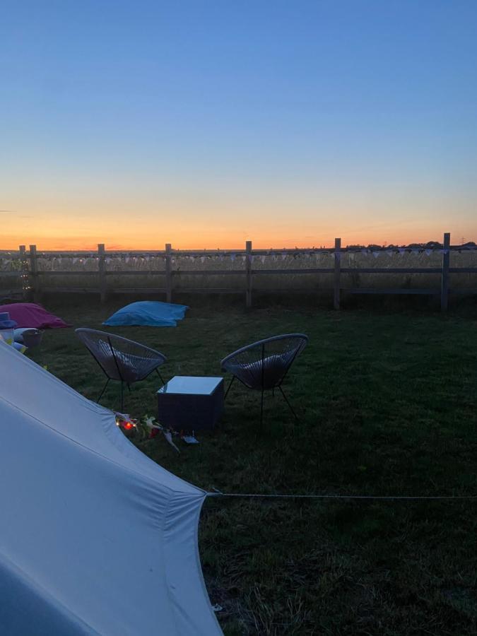 ホテル Country Bumpkins Luxury Glamping Wellingore エクステリア 写真