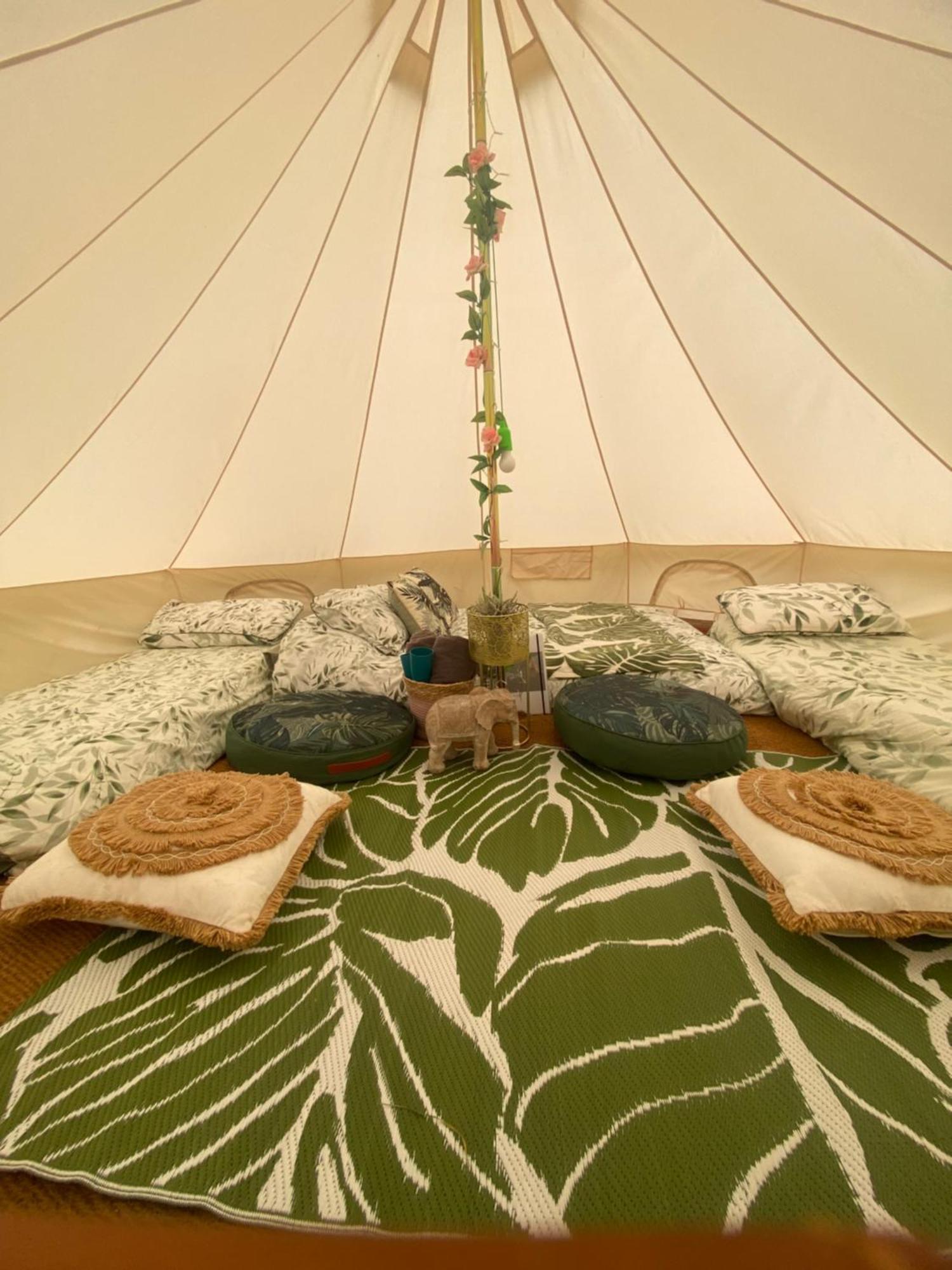 ホテル Country Bumpkins Luxury Glamping Wellingore エクステリア 写真