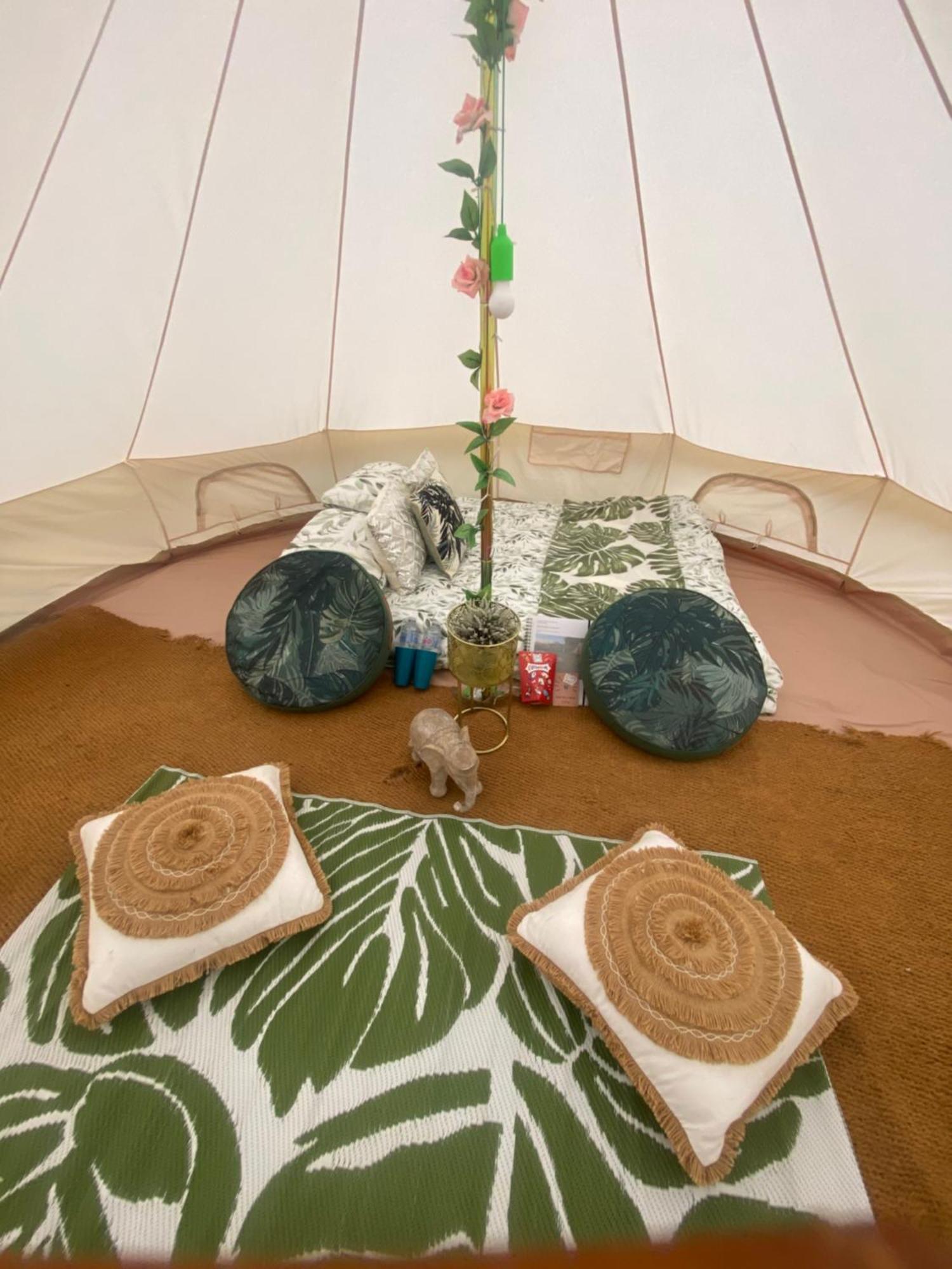 ホテル Country Bumpkins Luxury Glamping Wellingore エクステリア 写真