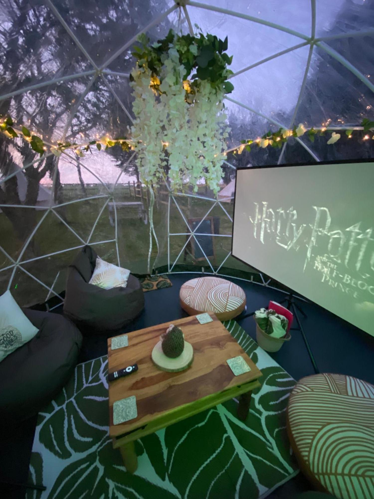 ホテル Country Bumpkins Luxury Glamping Wellingore エクステリア 写真