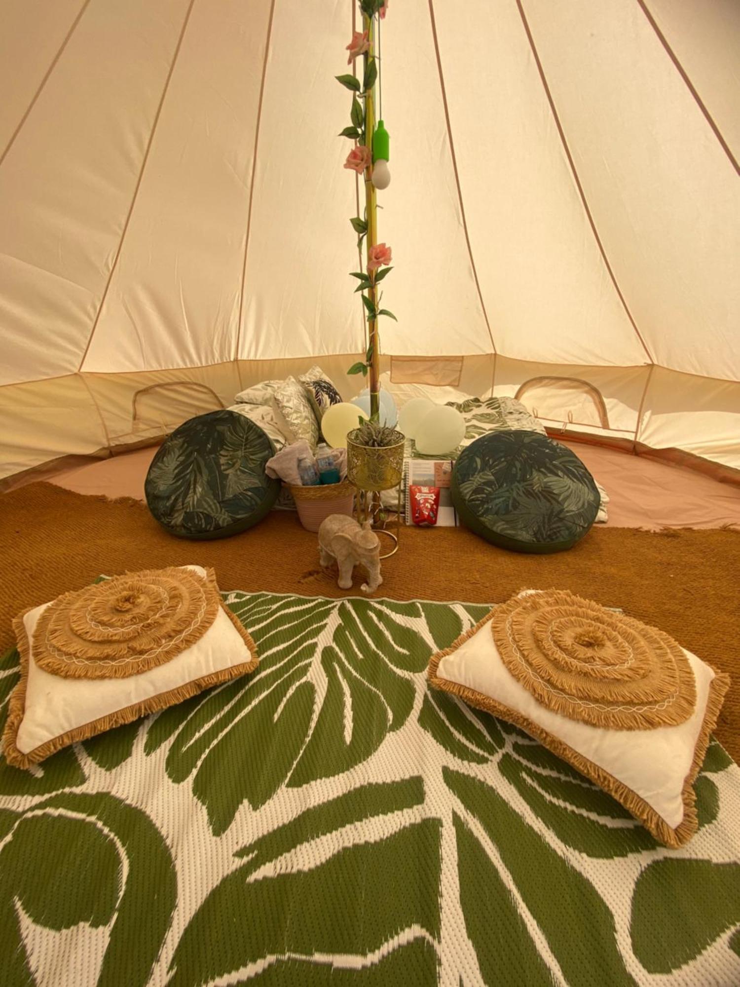 ホテル Country Bumpkins Luxury Glamping Wellingore エクステリア 写真
